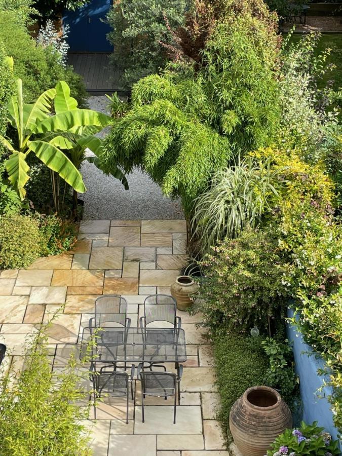 Sandra & Andrew'S B&B Лондон Екстериор снимка